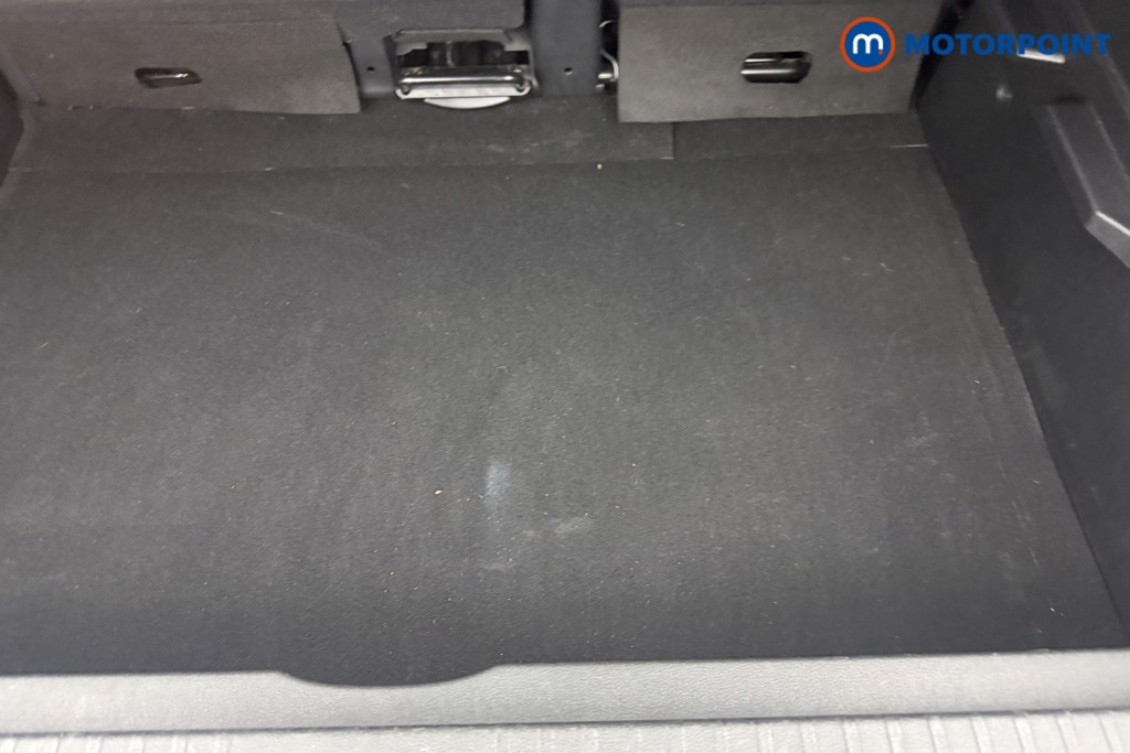 Renault Captur Gt Line Manual Petrol SUV - Stock Number (1627438) - 5th supplementary image