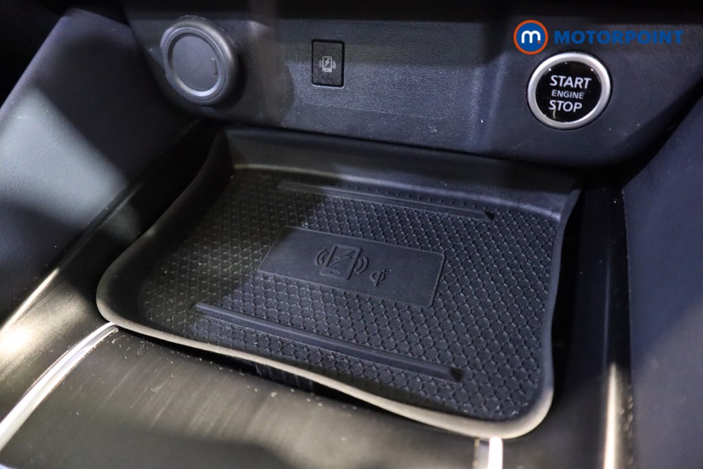 Nissan Qashqai Tekna Manual Petrol SUV - Stock Number (1627530) - 21st supplementary image