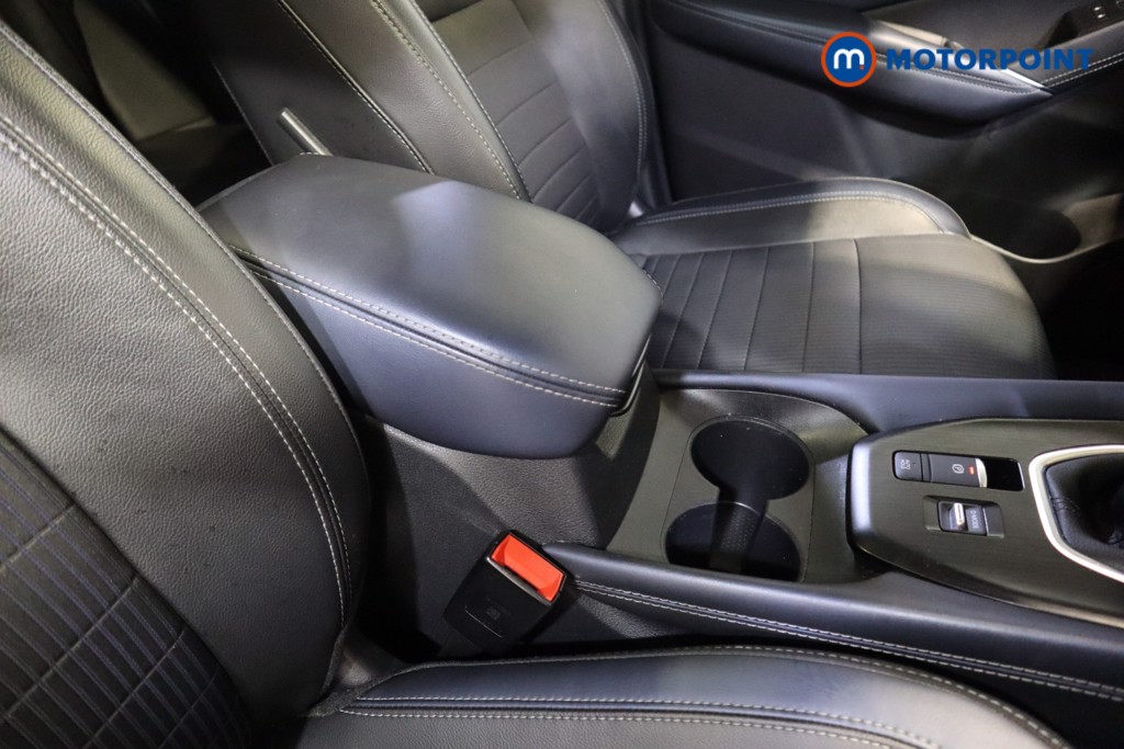 Nissan Qashqai Tekna Manual Petrol SUV - Stock Number (1627530) - 22nd supplementary image