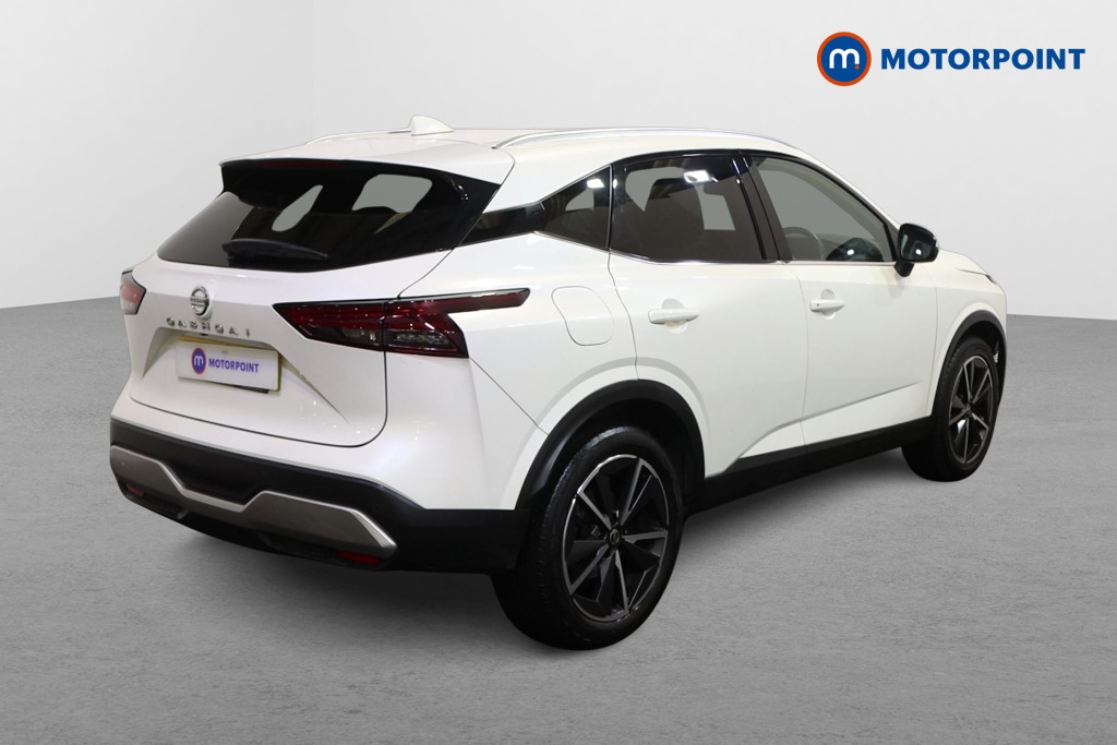 Nissan Qashqai Tekna Manual Petrol SUV - Stock Number (1627530) - Drivers side rear corner