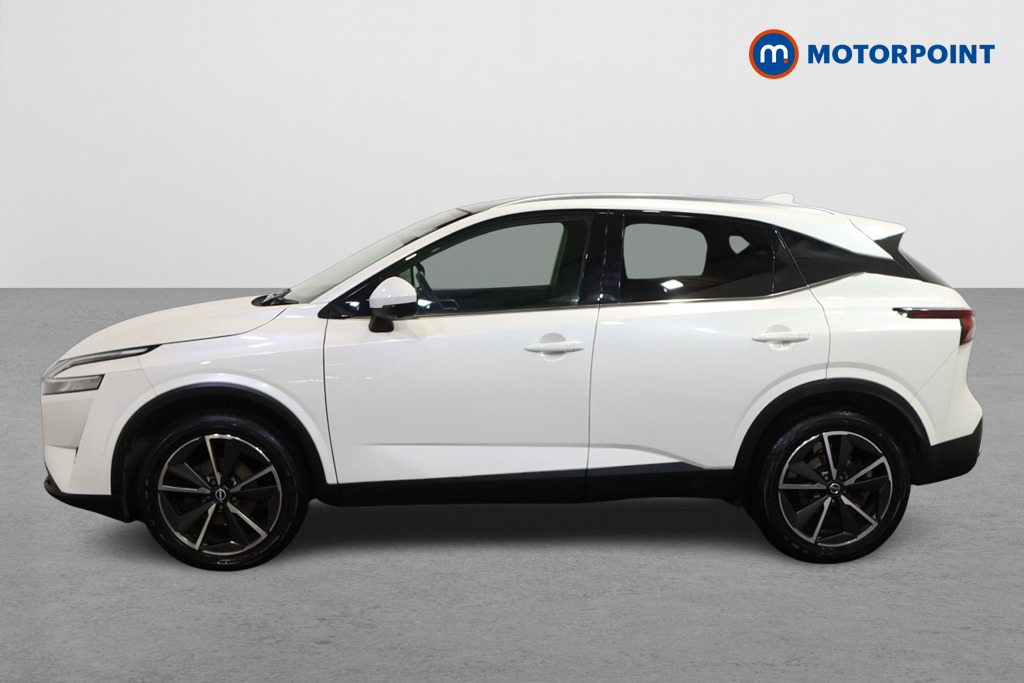Nissan Qashqai Tekna Manual Petrol SUV - Stock Number (1627530) - Passenger side