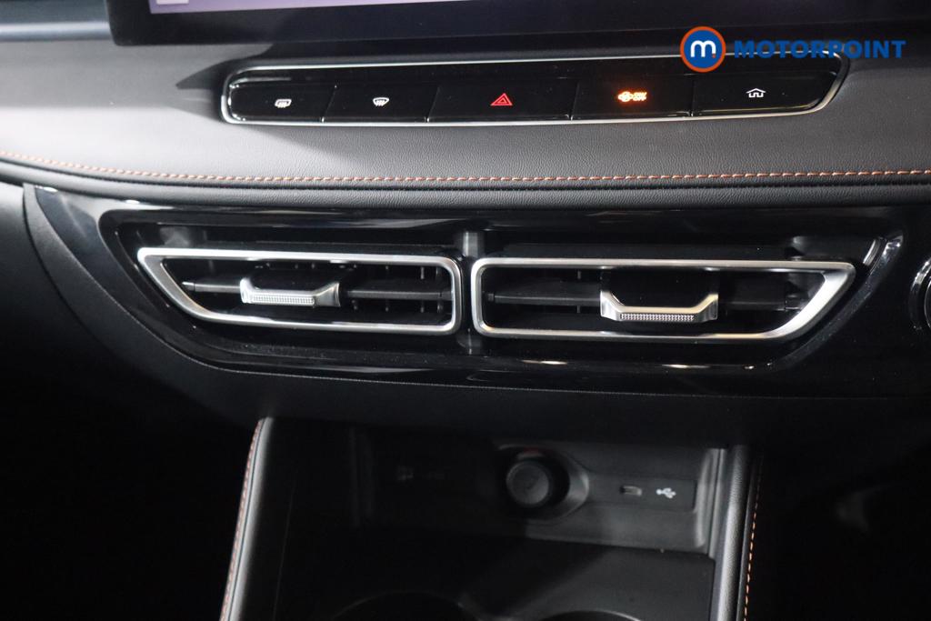 Mg Motor Uk HS Trophy Automatic Petrol Plug-In Hybrid SUV - Stock Number (1627870) - 4th supplementary image