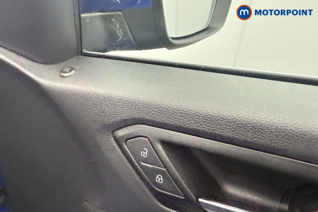 Volkswagen T-Roc Design Automatic Petrol Convertible - Stock Number (1628031) - 10th supplementary image