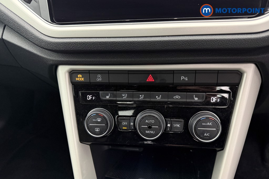 Volkswagen T-Roc Design Automatic Petrol Convertible - Stock Number (1628031) - 17th supplementary image