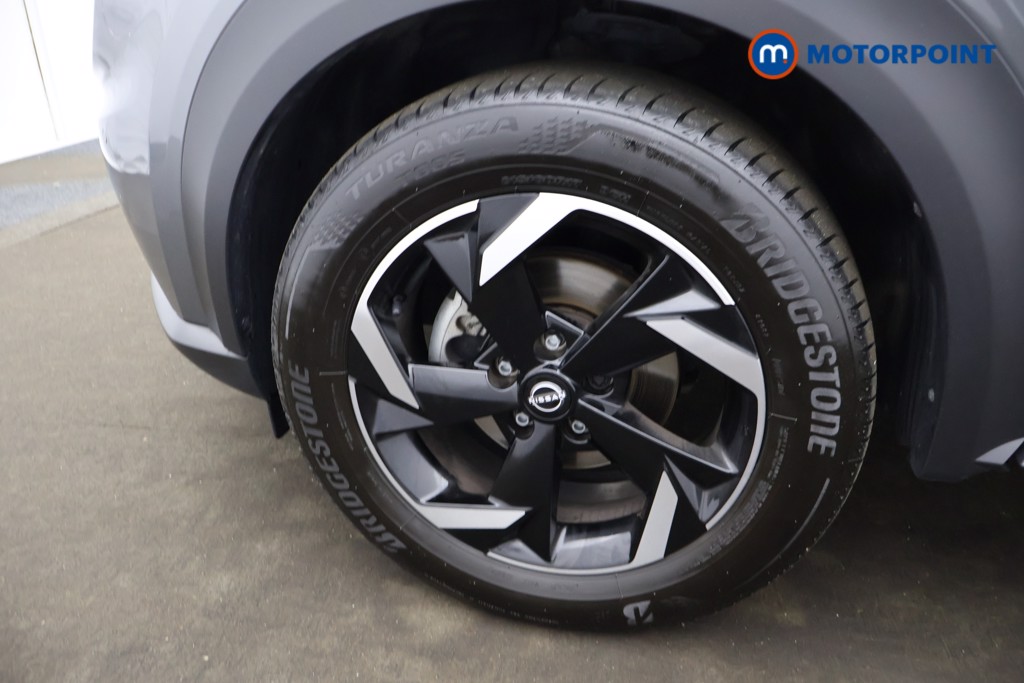 Nissan Juke N-Connecta Manual Petrol SUV - Stock Number (1628252) - 4th supplementary image