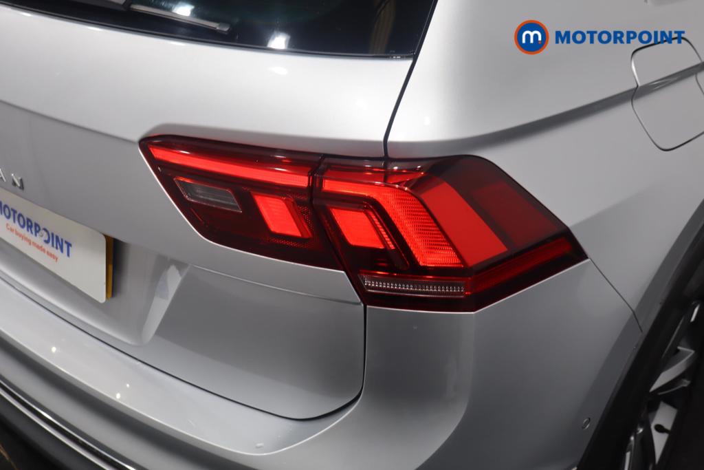 Volkswagen Tiguan R-Line Edition Automatic Petrol SUV - Stock Number (1628390) - 25th supplementary image