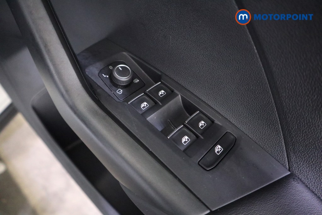 Volkswagen T-Cross SEL Automatic Petrol SUV - Stock Number (1628527) - 13th supplementary image