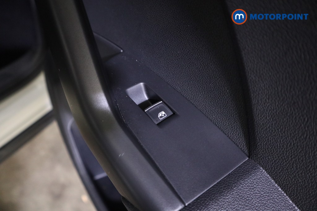 Volkswagen T-Cross SEL Automatic Petrol SUV - Stock Number (1628527) - 18th supplementary image