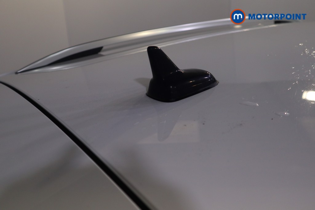 Volkswagen T-Roc R-Line Automatic Petrol SUV - Stock Number (1628533) - 33rd supplementary image