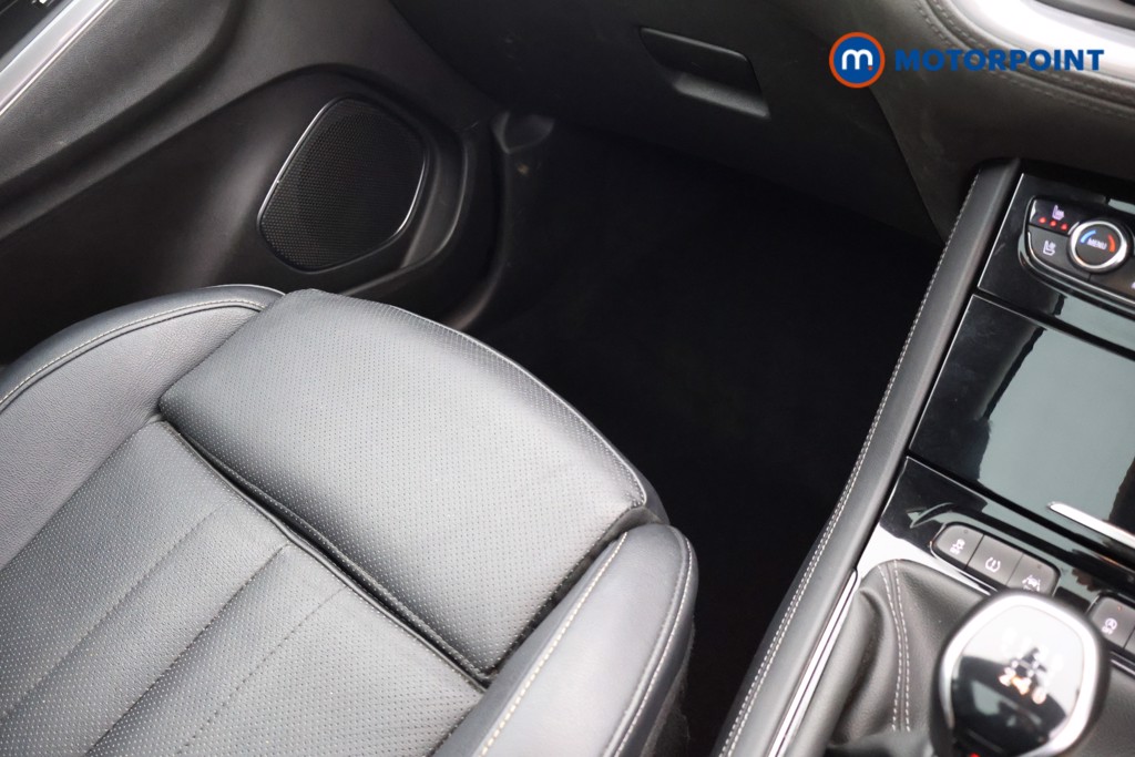 Vauxhall Grandland X Ultimate Manual Diesel SUV - Stock Number (1628567) - 12th supplementary image