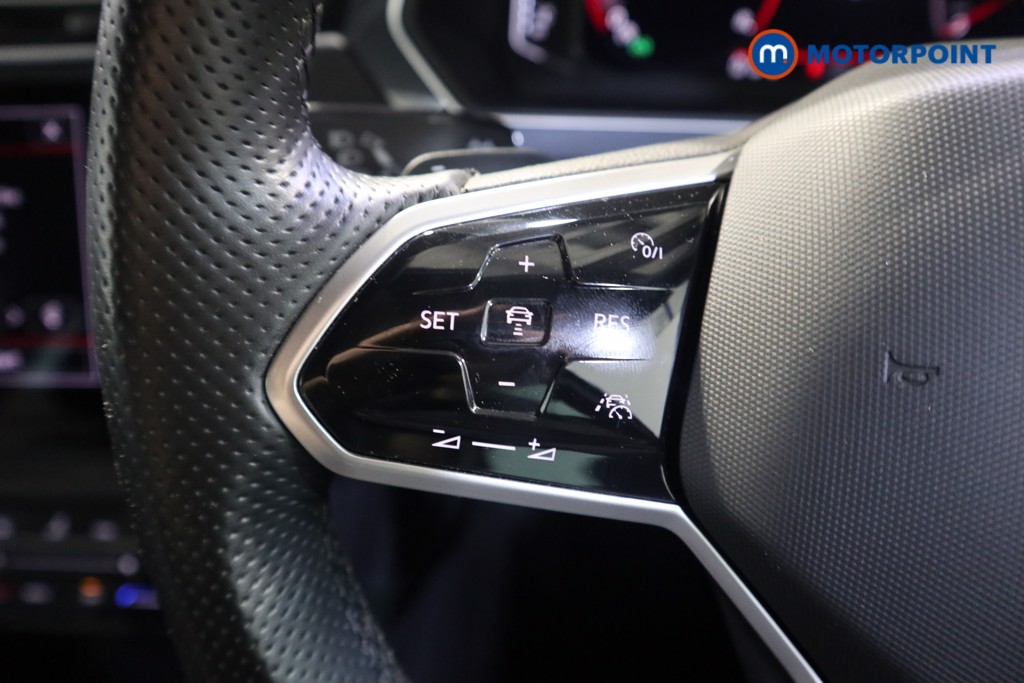 Volkswagen Tiguan R-Line Automatic Petrol SUV - Stock Number (1628593) - 3rd supplementary image