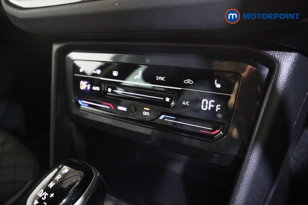 Volkswagen Tiguan R-Line Automatic Petrol SUV - Stock Number (1628593) - 8th supplementary image