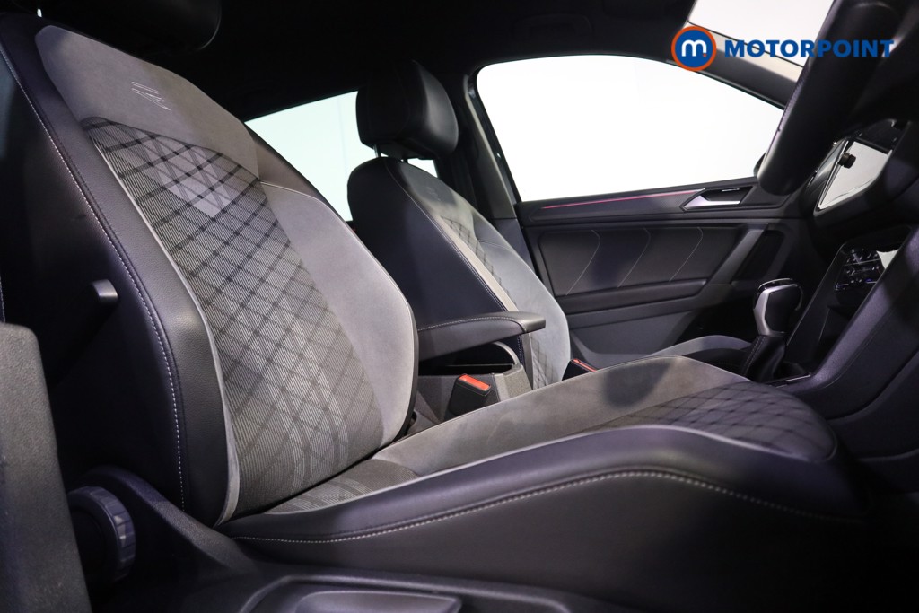 Volkswagen Tiguan R-Line Automatic Petrol SUV - Stock Number (1628593) - 19th supplementary image
