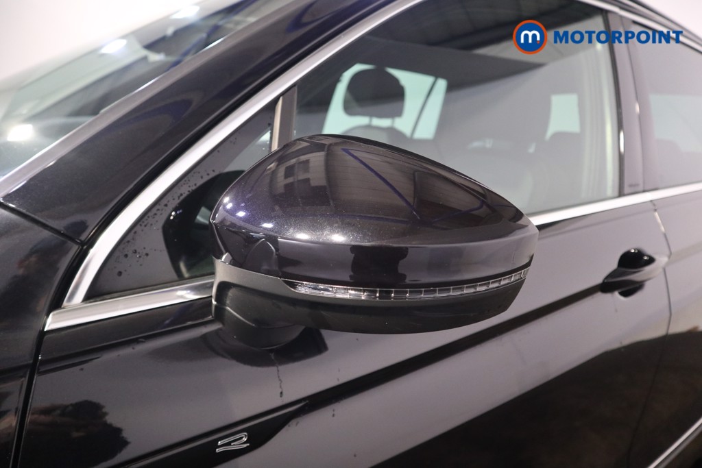Volkswagen Tiguan R-Line Automatic Petrol SUV - Stock Number (1628593) - 37th supplementary image