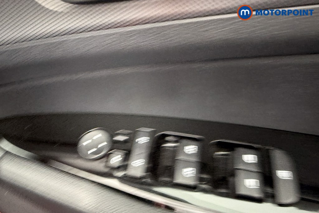 KIA Sportage 3 Automatic Petrol-Electric Hybrid SUV - Stock Number (1629136) - 11th supplementary image