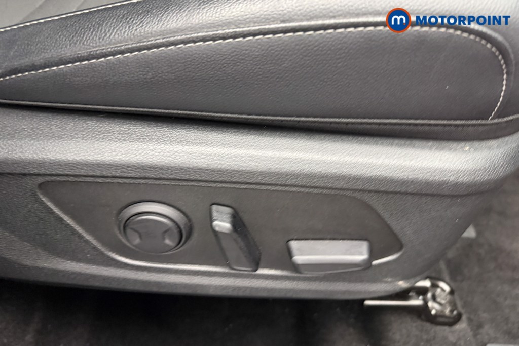 KIA Sportage 3 Automatic Petrol-Electric Hybrid SUV - Stock Number (1629136) - 12th supplementary image