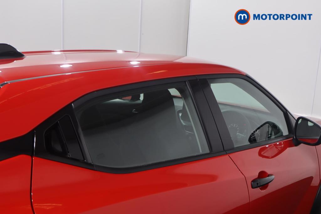 Nissan Juke Acenta Premium Manual Petrol SUV - Stock Number (1629140) - 24th supplementary image