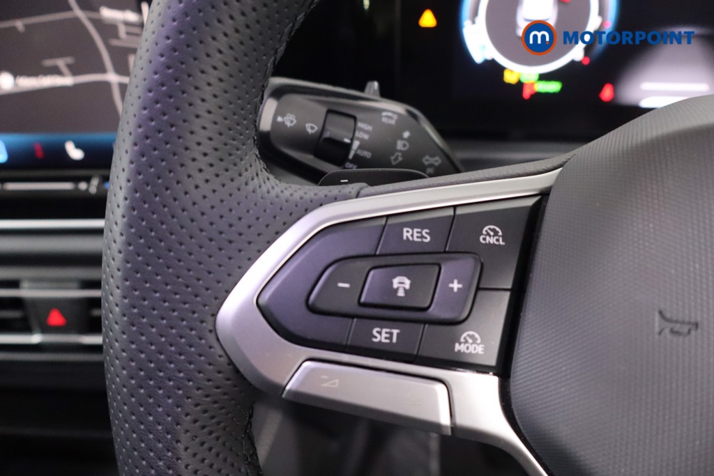 Volkswagen Tiguan R-Line Automatic Petrol SUV - Stock Number (1629181) - 7th supplementary image