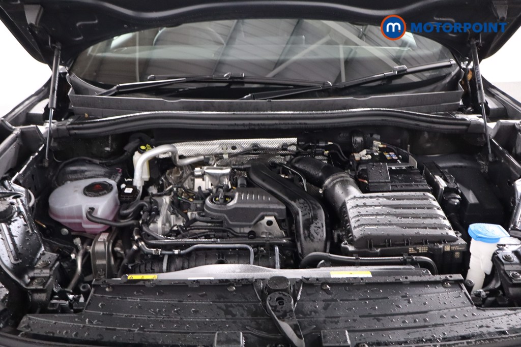 Volkswagen Tiguan R-Line Automatic Petrol SUV - Stock Number (1629181) - 32nd supplementary image