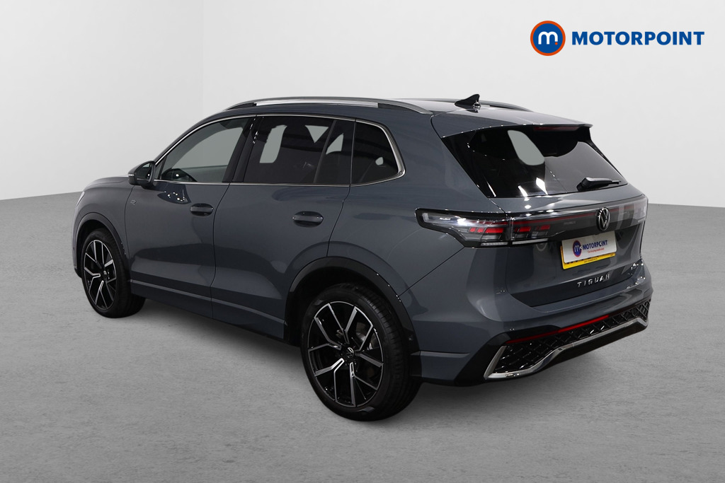 Volkswagen Tiguan R-Line Automatic Petrol SUV - Stock Number (1629181) - Passenger side rear corner