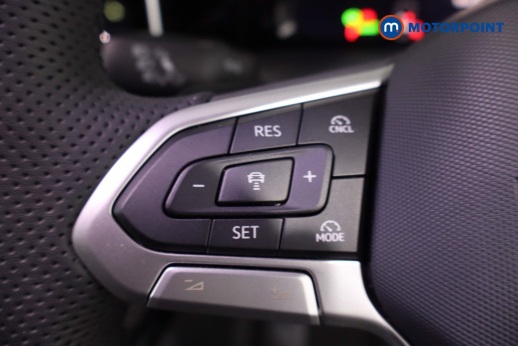 Volkswagen Golf R-Line Automatic Petrol Hatchback - Stock Number (1629187) - 7th supplementary image