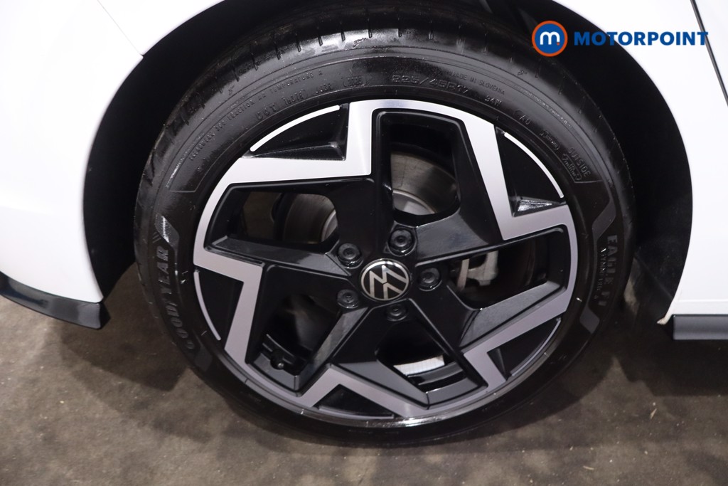 Volkswagen Golf R-Line Automatic Petrol Hatchback - Stock Number (1629187) - 9th supplementary image