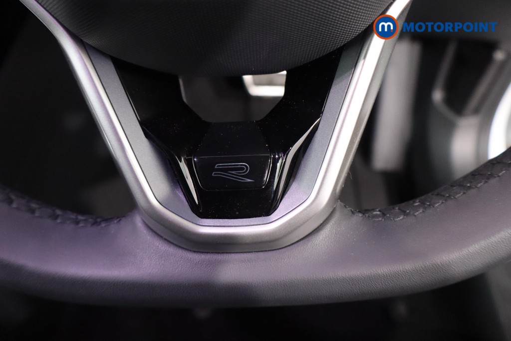 Volkswagen Golf R-Line Automatic Petrol Hatchback - Stock Number (1629187) - 16th supplementary image