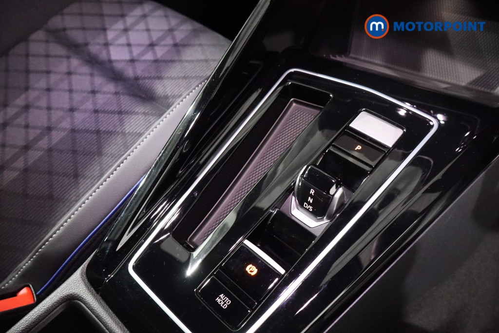 Volkswagen Golf R-Line Automatic Petrol Hatchback - Stock Number (1629187) - 18th supplementary image