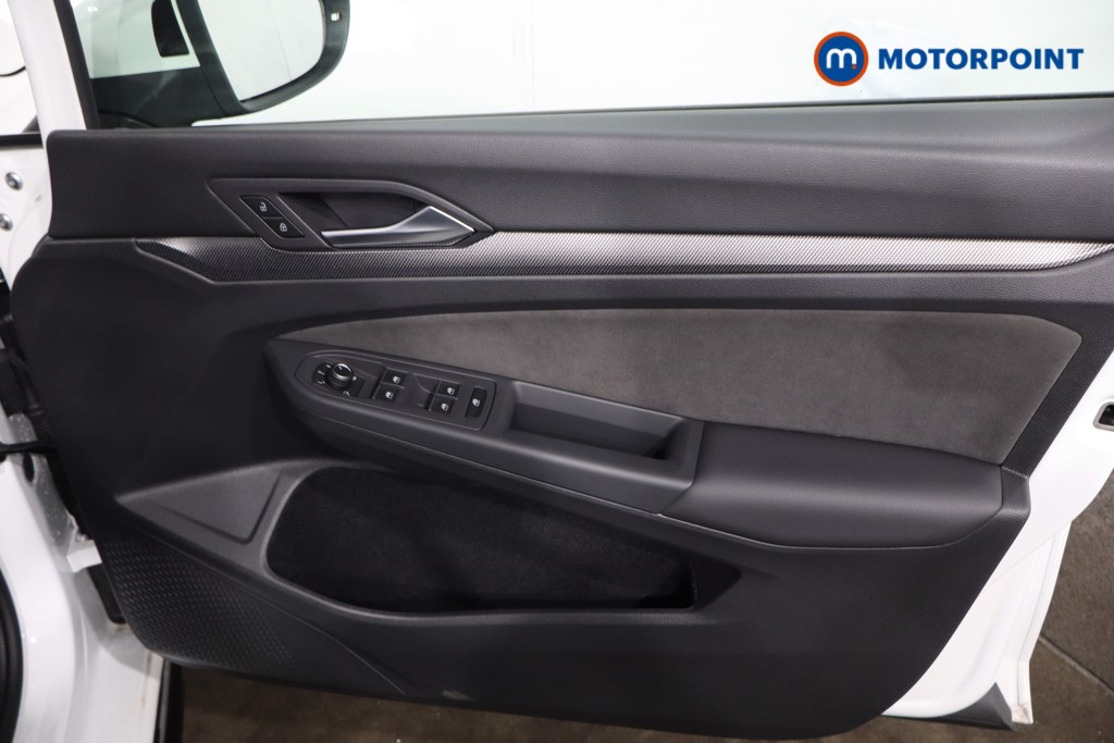 Volkswagen Golf R-Line Automatic Petrol Hatchback - Stock Number (1629187) - 25th supplementary image
