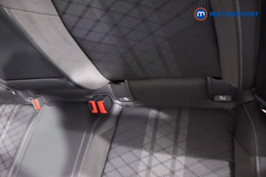 Volkswagen Golf R-Line Automatic Petrol Hatchback - Stock Number (1629187) - 28th supplementary image