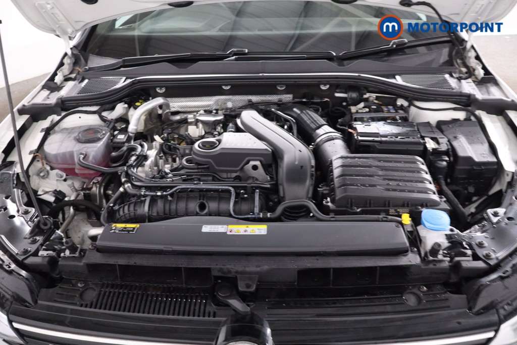 Volkswagen Golf R-Line Automatic Petrol Hatchback - Stock Number (1629187) - 36th supplementary image