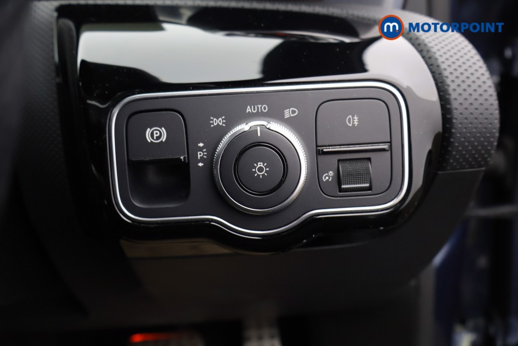 Mercedes-Benz A Class Amg Line Automatic Petrol Hatchback - Stock Number (1629591) - 12th supplementary image