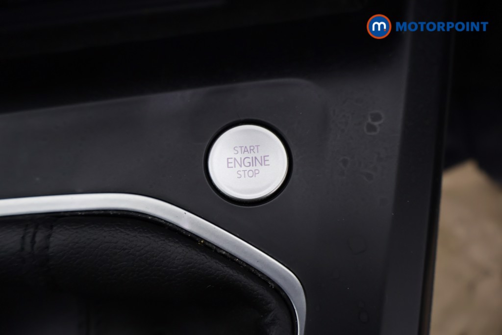 Volkswagen Golf Life Manual Petrol Hatchback - Stock Number (1629609) - 12th supplementary image