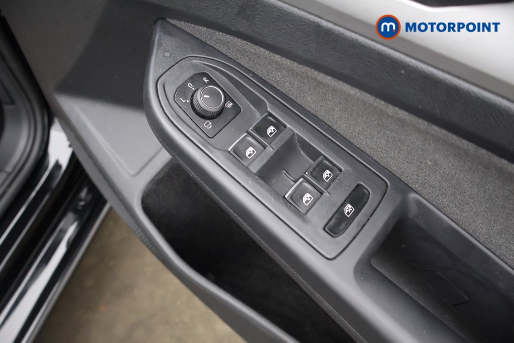 Volkswagen Golf Life Manual Petrol Hatchback - Stock Number (1629609) - 18th supplementary image