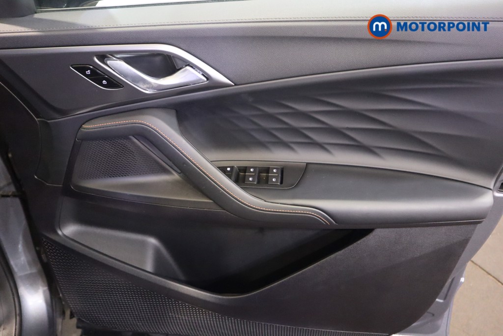 Mg Motor Uk HS Trophy Automatic Petrol-Electric Hybrid SUV - Stock Number (1630004) - 13th supplementary image