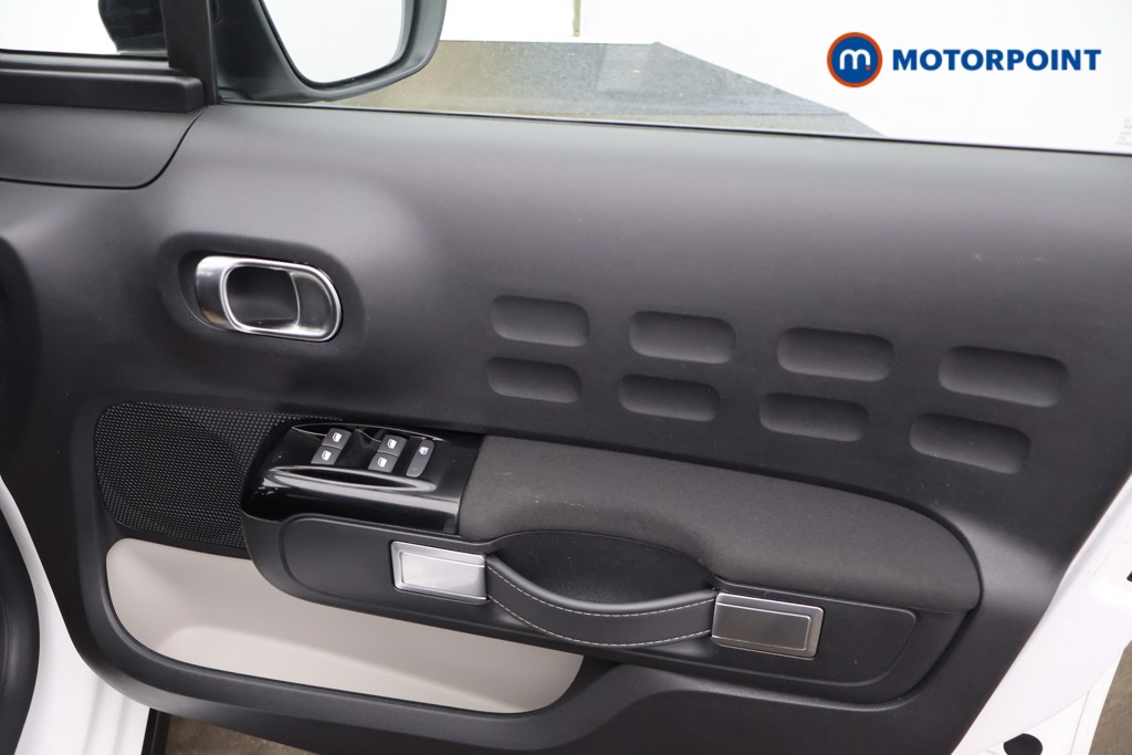Citroen C3 Plus Manual Petrol Hatchback - Stock Number (1608687) - 9th supplementary image