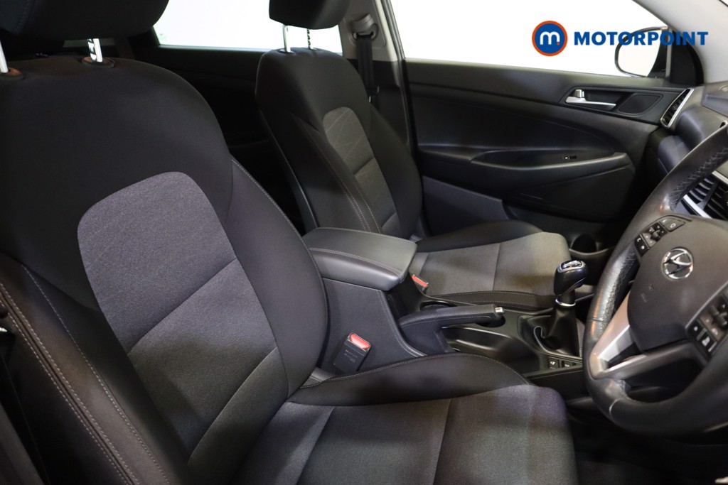 Hyundai Tucson Se Nav Manual Petrol SUV - Stock Number (1610507) - 6th supplementary image