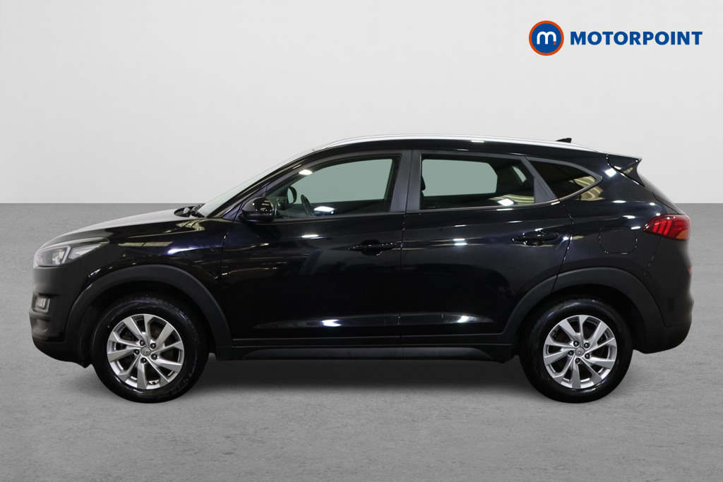 Hyundai Tucson Se Nav Manual Petrol SUV - Stock Number (1610507) - Passenger side