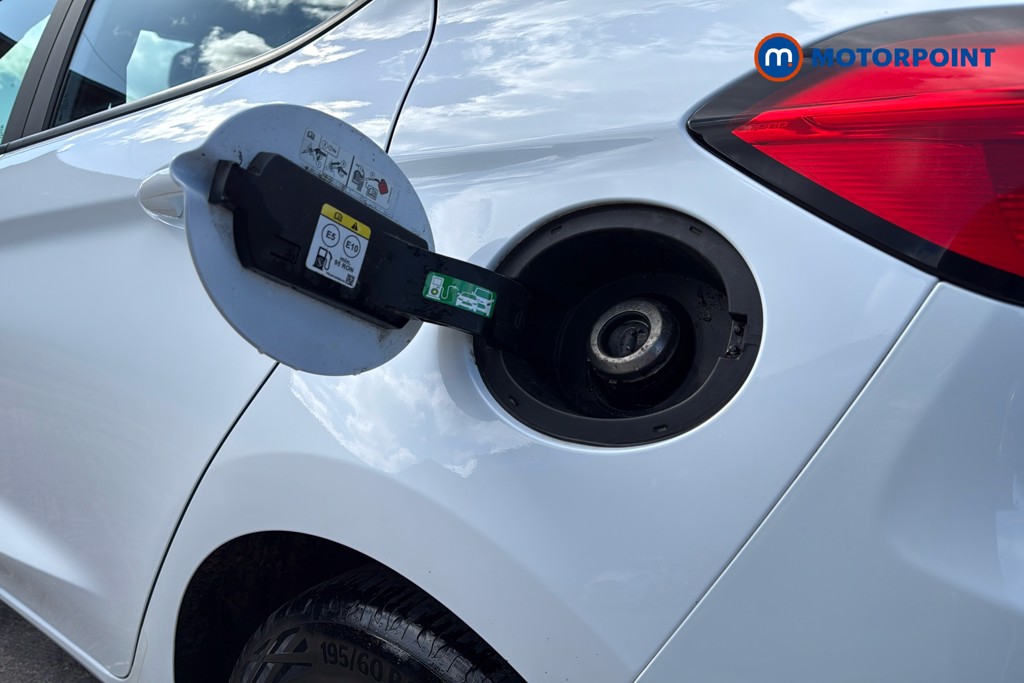 Ford Fiesta Trend Manual Petrol Hatchback - Stock Number (1611015) - 41st supplementary image