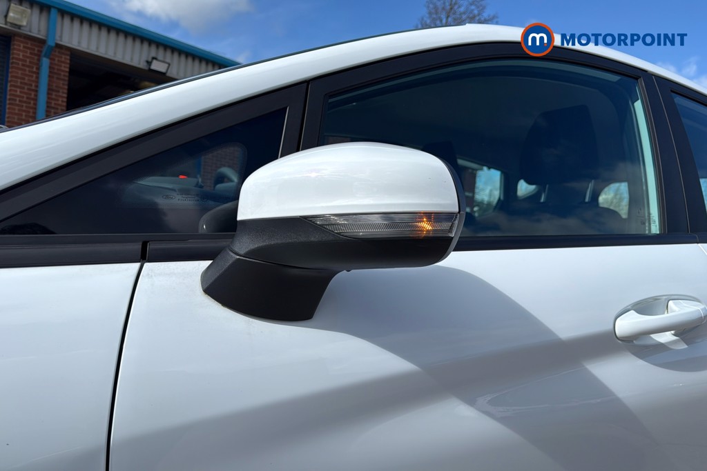 Ford Fiesta Trend Manual Petrol Hatchback - Stock Number (1611015) - 43rd supplementary image