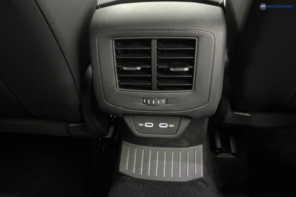 Volkswagen T-Roc Black Edition Automatic Petrol SUV - Stock Number (1613079) - 15th supplementary image