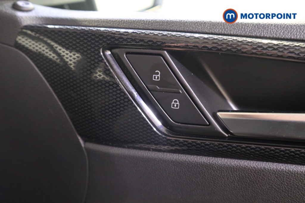 Volkswagen Polo Life Manual Petrol Hatchback - Stock Number (1615199) - 14th supplementary image