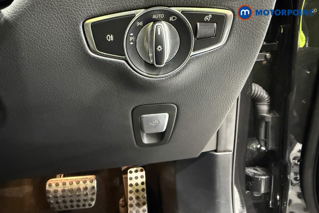 Mercedes-Benz EQC Amg Line Automatic Electric SUV - Stock Number (1615517) - 19th supplementary image