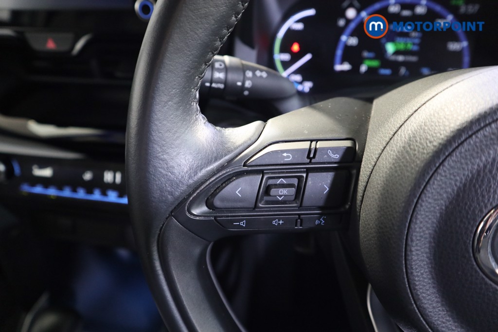 Toyota Yaris Cross Design Automatic Petrol-Electric Hybrid Estate - Stock Number (1616458) - 3rd supplementary image
