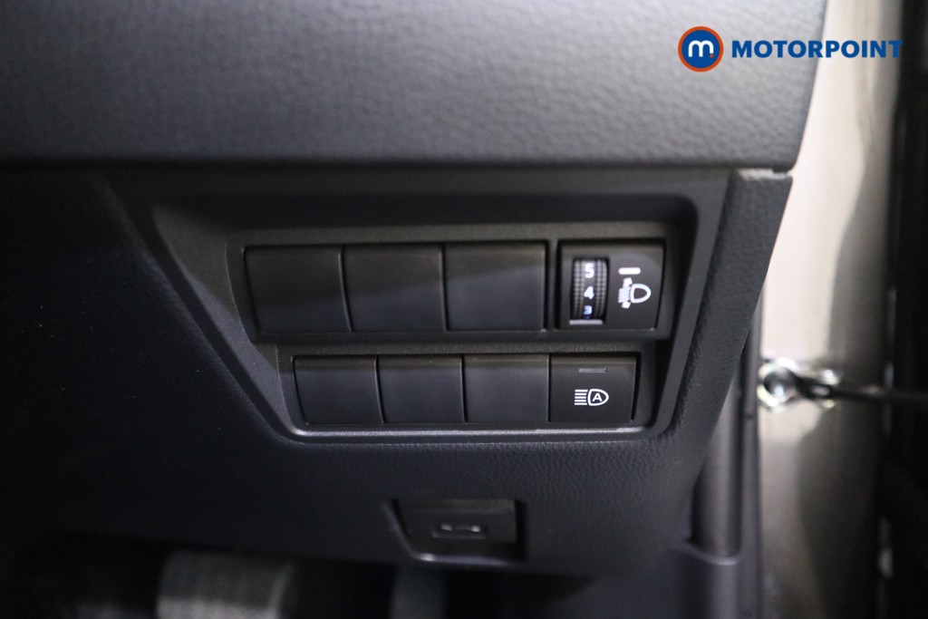 Toyota Yaris Cross Design Automatic Petrol-Electric Hybrid Estate - Stock Number (1616458) - 12th supplementary image