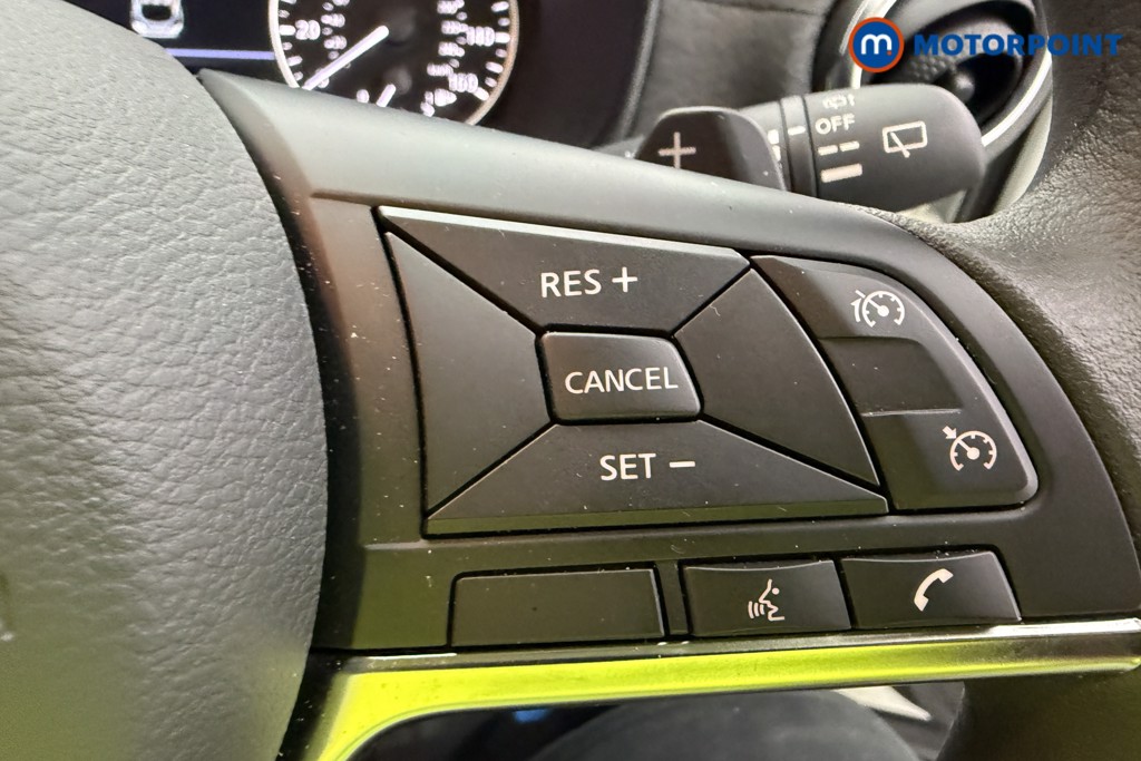 Nissan Juke Acenta Premium Automatic Petrol SUV - Stock Number (1616569) - 10th supplementary image