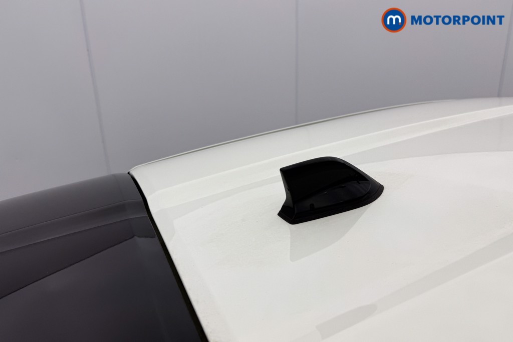 Nissan Juke Acenta Premium Automatic Petrol SUV - Stock Number (1616569) - 14th supplementary image