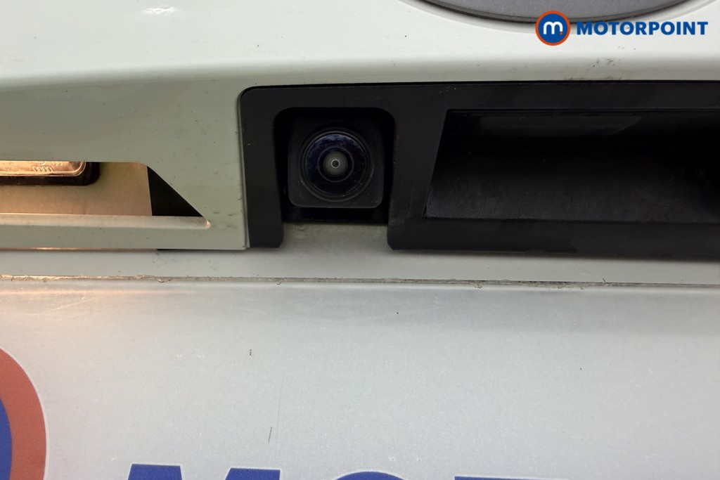 Nissan Juke Acenta Premium Automatic Petrol SUV - Stock Number (1616569) - 15th supplementary image