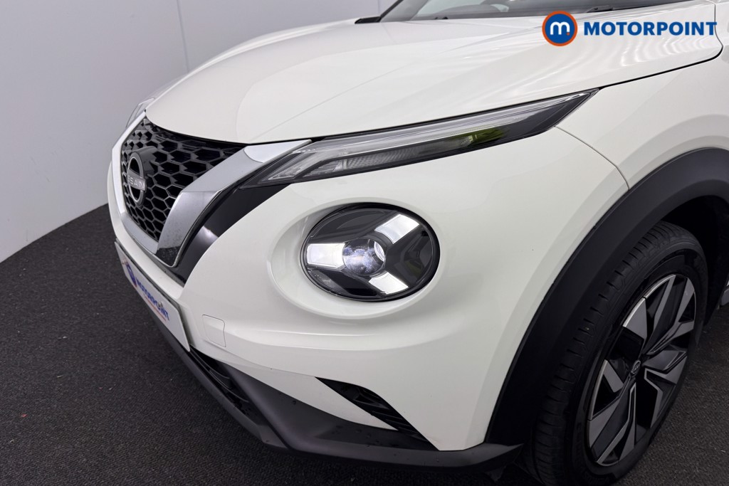 Nissan Juke Acenta Premium Automatic Petrol SUV - Stock Number (1616569) - 23rd supplementary image