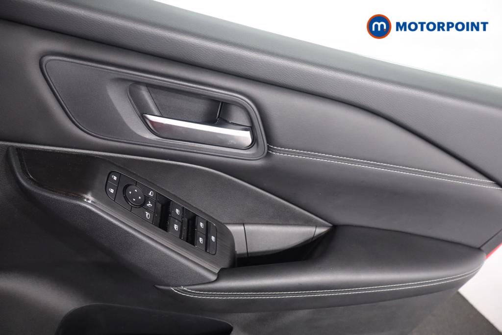 Nissan Qashqai Acenta Premium Automatic Petrol SUV - Stock Number (1616727) - 9th supplementary image